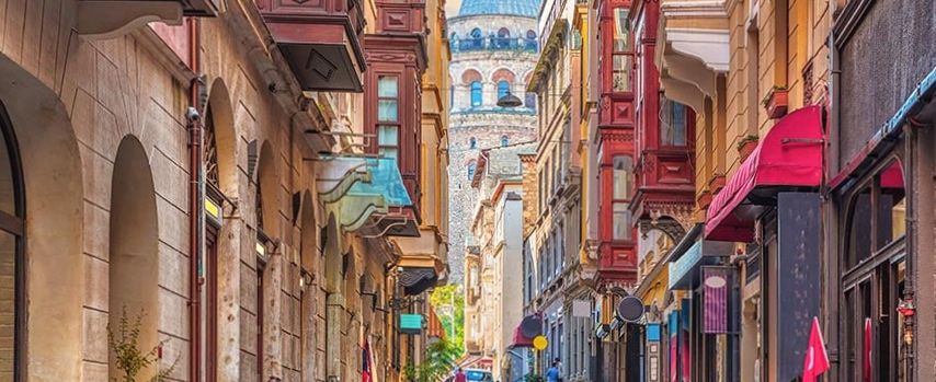 Beyoğlu'nun Karanlık Köşelerindeki Şehir Masalları